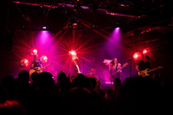 Eve's Garden: Support Saida Natascha