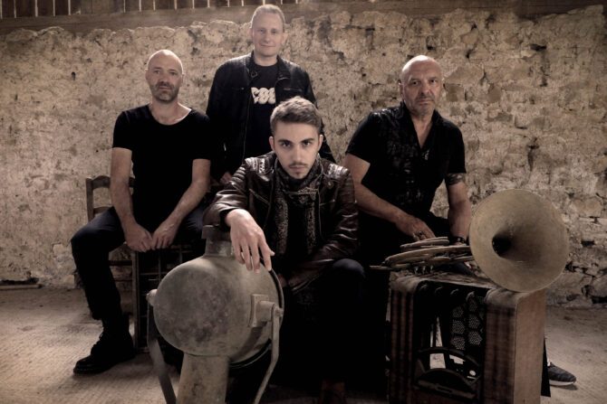 Circle of Mud feat. Flo Bauer (Der Herbst)